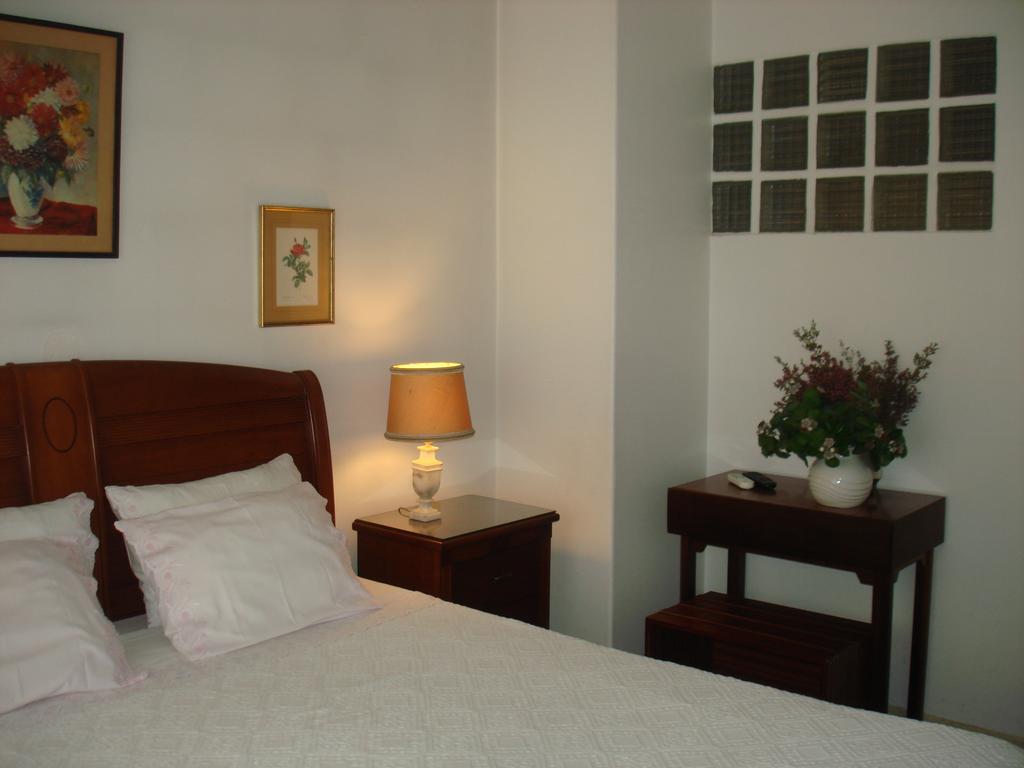 Pensao Residencial Luanda Hotel Tomar Szoba fotó