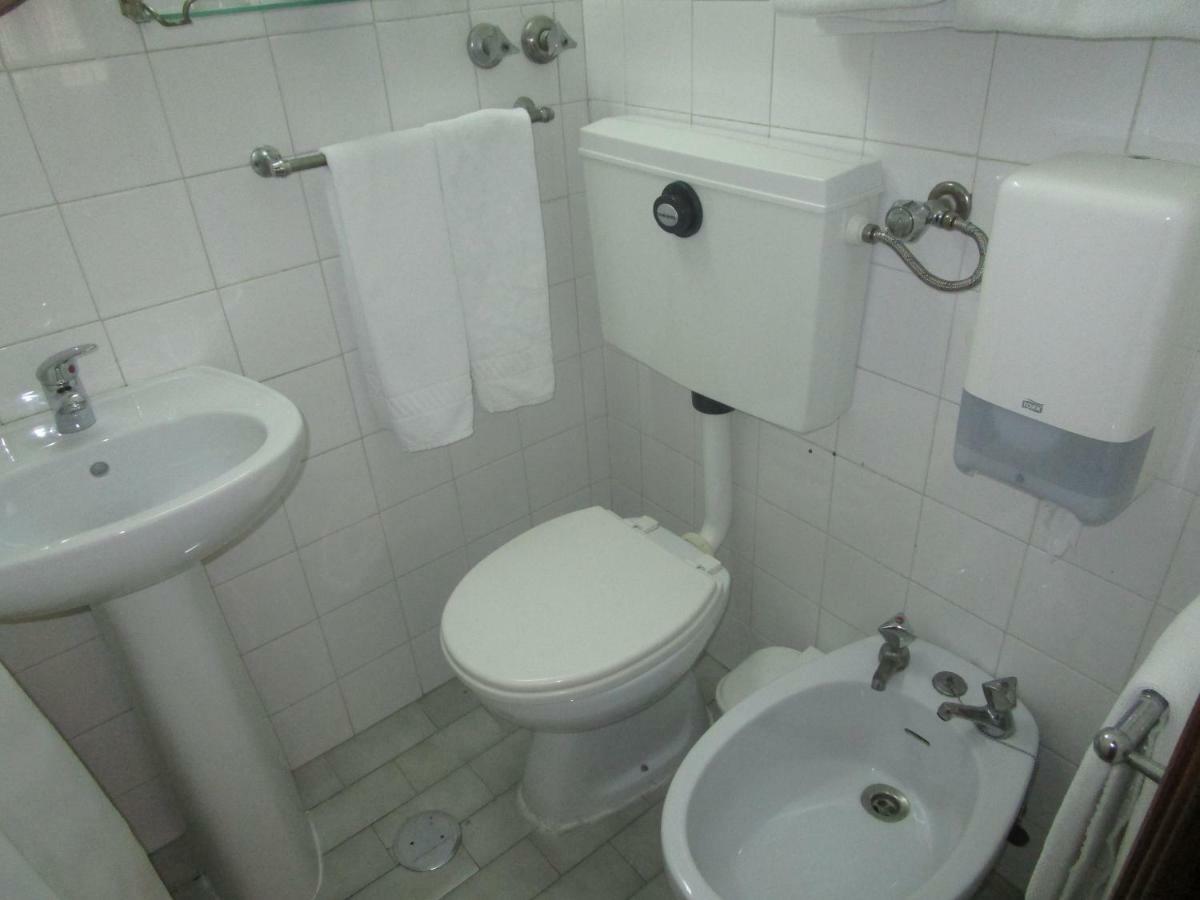 Pensao Residencial Luanda Hotel Tomar Kültér fotó